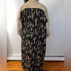 Pretty little thing open long camouflage and beige ( tan )trench … no buttons